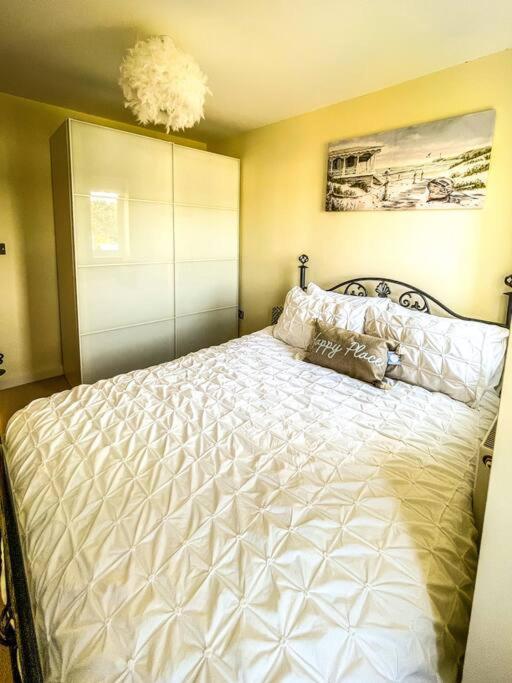Soho Beach Apartment With Fabulous Sea View And 2 Minutes To The Beach With Free Parking And Netflix Bournemouth Exteriér fotografie