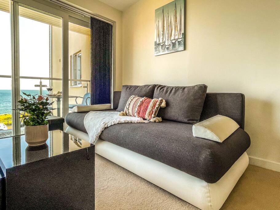 Soho Beach Apartment With Fabulous Sea View And 2 Minutes To The Beach With Free Parking And Netflix Bournemouth Exteriér fotografie