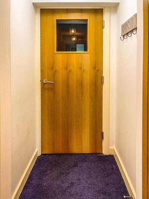 Soho Beach Apartment With Fabulous Sea View And 2 Minutes To The Beach With Free Parking And Netflix Bournemouth Exteriér fotografie