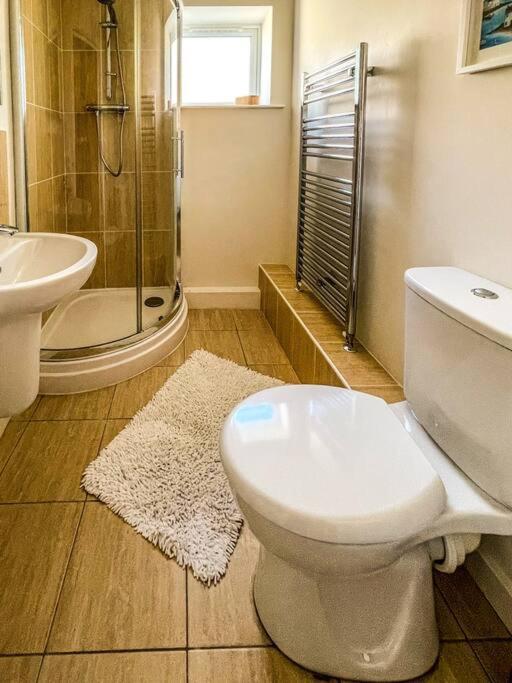 Soho Beach Apartment With Fabulous Sea View And 2 Minutes To The Beach With Free Parking And Netflix Bournemouth Exteriér fotografie
